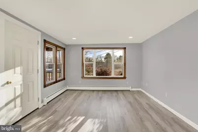 1667 Route 204, Selinsgrove, PA 17870 - Photo 7