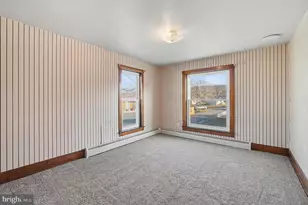 325 E Market St, Beavertown, PA 17813 - Photo 15