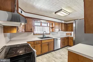 610 E Market St, Beavertown, PA 17813 - Photo 3