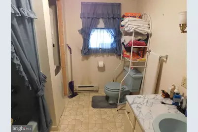 27 West Specht Street, McClure, PA 17841 - Photo 3