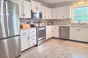 4 Lost Creek Dr, Selinsgrove, PA 17870 - Photo 3