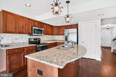 175 N Oakwood, Selinsgrove, PA 17870 - Photo 5