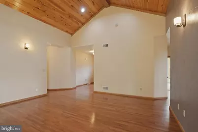34 Harrington Way, Greensburg, PA 15601 - Photo 7