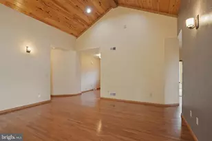 34 Harrington Way, Greensburg, PA 15601 - Photo 7