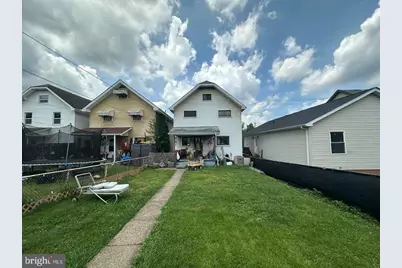 2018 Constitution Blvd, New Kensington, PA 15068 - Photo 11