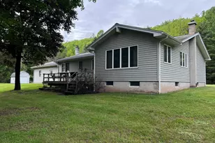 288 River Rd, Beach Lake, PA 18405 - Photo 5