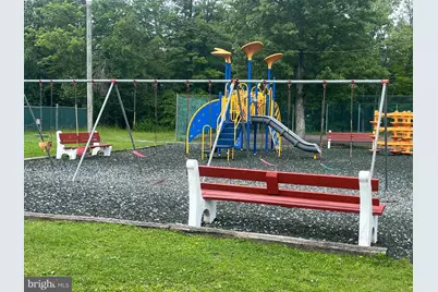 19 Menoken Trl, Newfoundland, PA 18445 - Photo 9