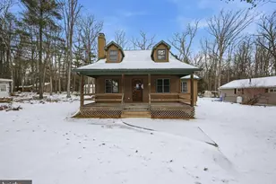 25 5th St, Hawley, PA 18428 - Photo 1