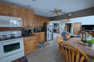 64 Highpoint Dr, Lake Ariel, PA 18436 - Photo 3