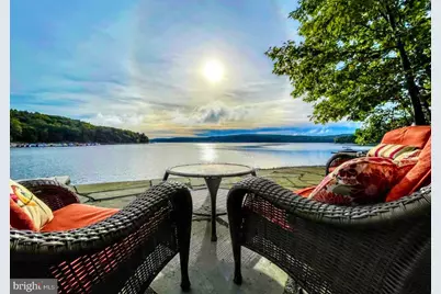 84 Lakeview Dr, Lakeville, PA 18438 - Photo 9