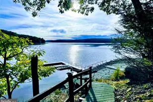 84 Lakeview Dr, Lakeville, PA 18438 - Photo 7