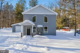 1073 West Side Dr, South Sterling, PA 18445 - Photo 3