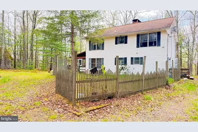 121 Ledgewood Dr, Hawley, PA 18428 - Photo 1