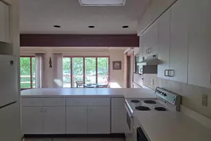 113 E Shore Dr E, Hawley, PA 18428 - Photo 11