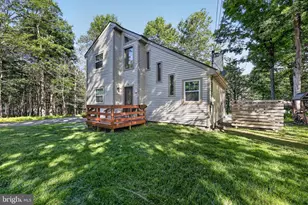 1060 Mohawk Trail, Gouldsboro, PA 18424 - Photo 3