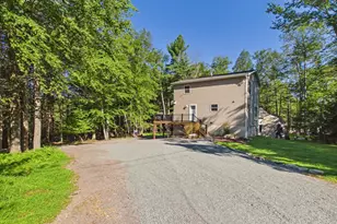 1008 Canoochee Ct, Lake Ariel, PA 18436 - Photo 5