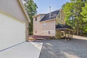 1008 Canoochee Ct, Lake Ariel, PA 18436 - Photo 3