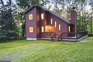 11 Meadow View Dr, Lake Ariel, PA 18436 - Photo 1