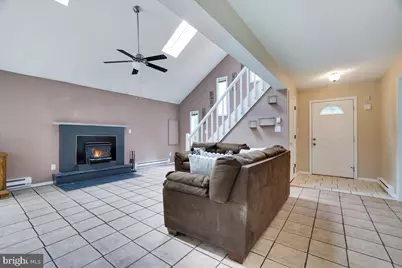 1065 Breezewood Drive, Newfoundland, PA 18445 - Photo 9