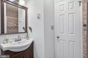 1458 Woodcrest Ln, Lake Ariel, PA 18436 - Photo 29