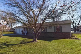 2440 Brougher Ln, York, PA 17408 - Photo 5