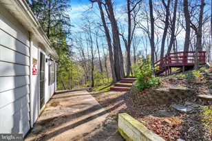 1322 Grove Ln, Seven Valleys, PA 17360 - Photo 3