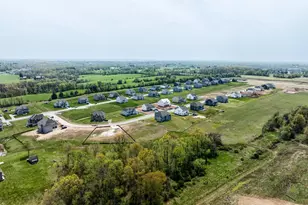 410 Darrow Rd, York, PA 17404 - Photo 25