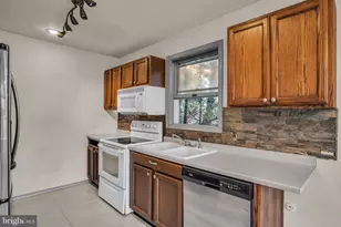 2 Russian Olive Dr, Etters, PA 17319 - Photo 15