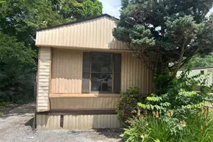 310 Brooklyn Dr, York, PA 17406 - Photo 1