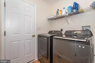 7485 Seneca Ridge Dr, York, PA 17403 - Photo 13