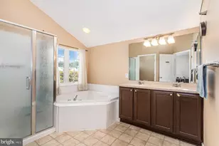 7485 Seneca Ridge Dr, York, PA 17403 - Photo 17