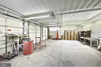 410 Broadway, Hanover, PA 17331 - Photo 15