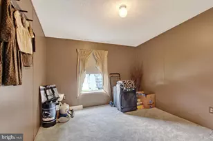 717 Lake Dr, Mount Wolf, PA 17347 - Photo 15