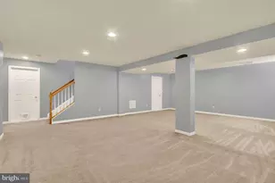 2040 Waterfall Dr, Hanover, PA 17331 - Photo 19