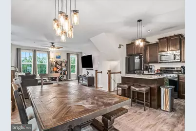 208 Overlook Drive, Hanover, PA 17331 - Photo 9