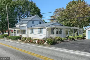 868 Greenbriar Rd, York, PA 17404 - Photo 5