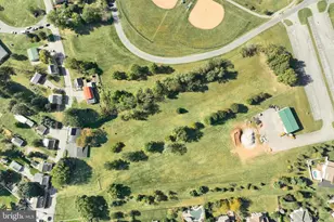 868 Greenbriar Rd, York, PA 17404 - Photo 21