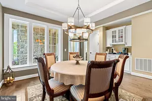 102 Maribel Ln, York, PA 17403 - Photo 15