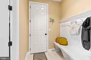 102 Maribel Ln, York, PA 17403 - Photo 27