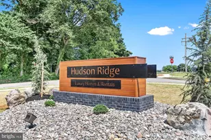 437 Bradford Dr, Red Lion, PA 17356 - Photo 3