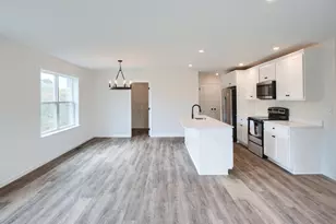 307 Boxwood Dr, Windsor, PA 17366 - Photo 11