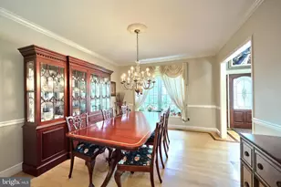 2415 Emiray Ct, York, PA 17403 - Photo 9