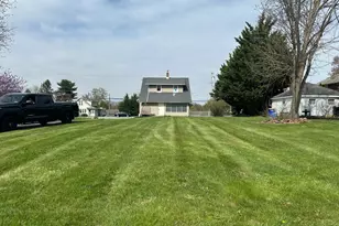 1918 Carlisle Rd, York, PA 17408 - Photo 7