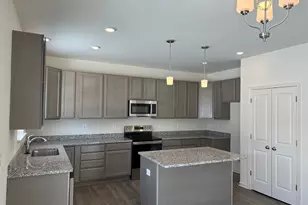 3184 Old Dutch Ln, York, PA 17402 - Photo 3