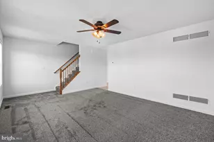 112 Breezewood Dr, Hanover, PA 17331 - Photo 5