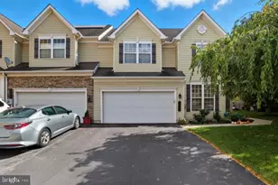 2602 Brownstone Dr, Dover, PA 17315 - Photo 3