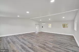 1000 Sundale Dr, York, PA 17402 - Photo 17