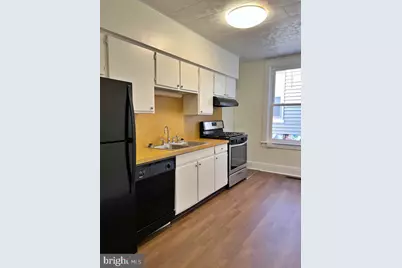 424 Linden Avenue #1ST FLOOR FRONT, York, PA 17404 - Photo 3