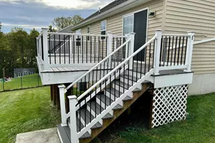 110 Lynne Dr, Mount Wolf, PA 17347 - Photo 11