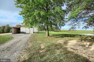 4877 Battlehill Rd, Brogue, PA 17309 - Photo 13